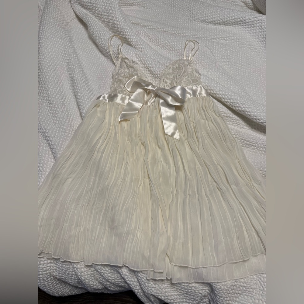 Victoria's Secret Cream Lace Kids Dress with Satin Bow